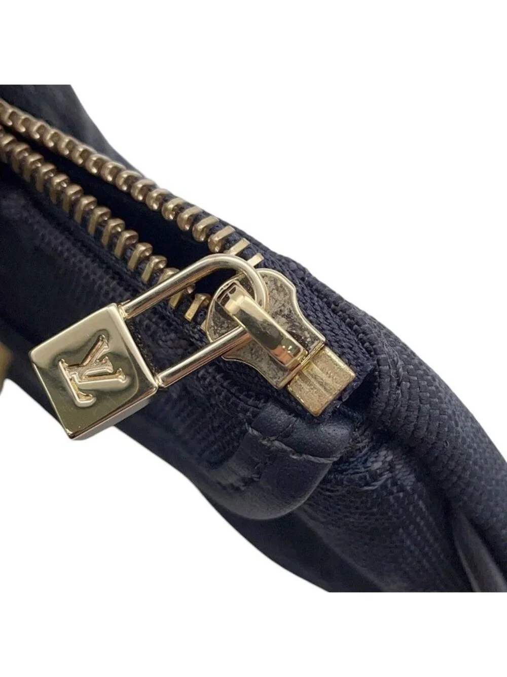 Louis Vuitton Pouch Monogram Mini Anthophy M Case